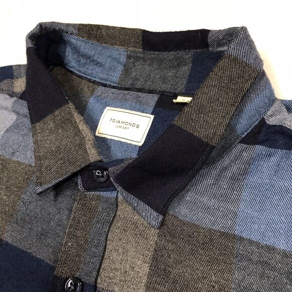 7 DIAMONDS Flannel Shirt Men XL Blue Gray Buffalo Plaid Dark Academia Outdoor - Picture 6 of 16